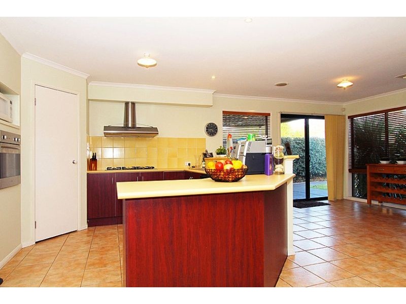 11 Silky Oak Drive, Bundoora VIC 3083