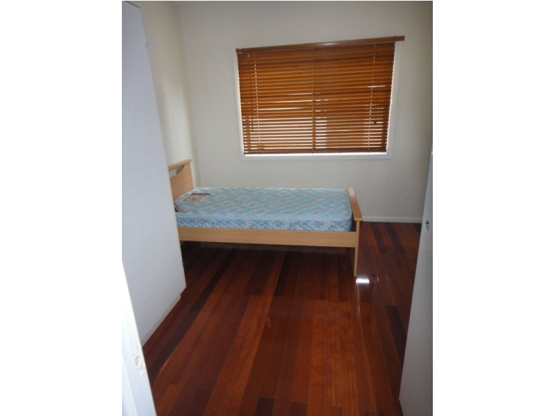 Room 6/16 Doidge Street, Bundoora VIC 3083