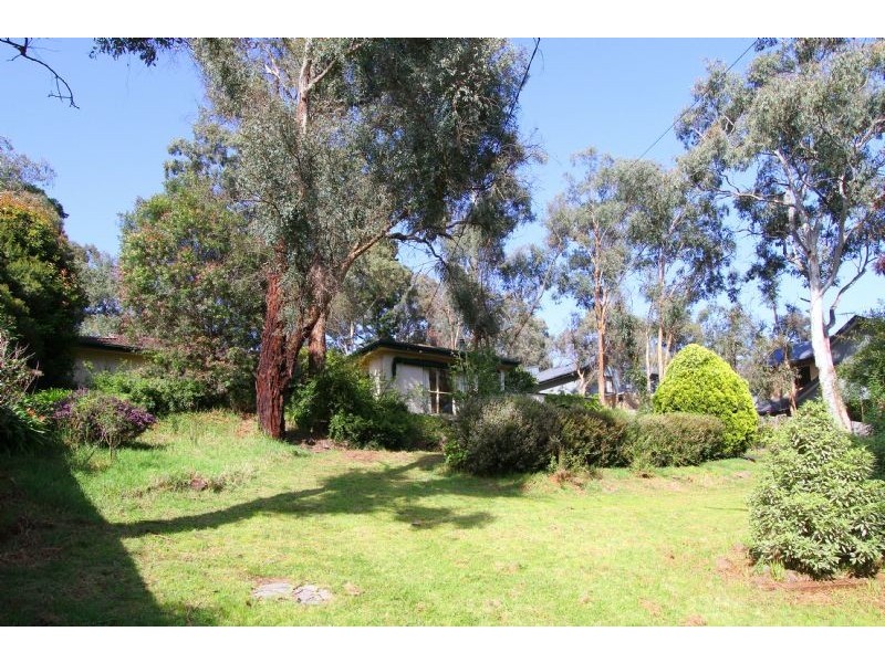 1234 Main Road, Eltham VIC 3095