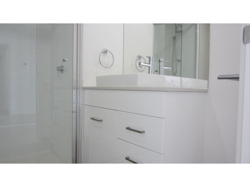 2:14/1320 Plenty Road, Bundoora VIC 3083