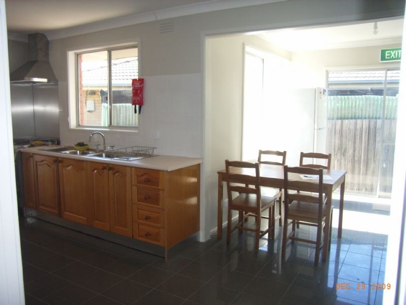 Room 2/2 Norwood Court, Bundoora VIC 3083