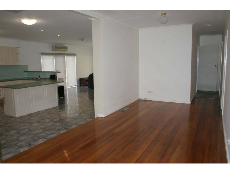 36 Castleton Road, Viewbank VIC 3084