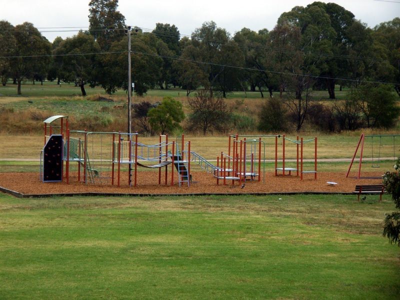 4/11 Neilsen Crescent, Bundoora VIC 3083