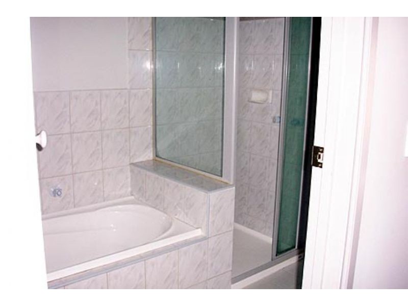 2/7 Cher Avenue, Bundoora VIC 3083