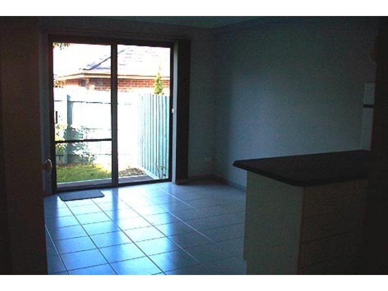 2/7 Cher Avenue, Bundoora VIC 3083