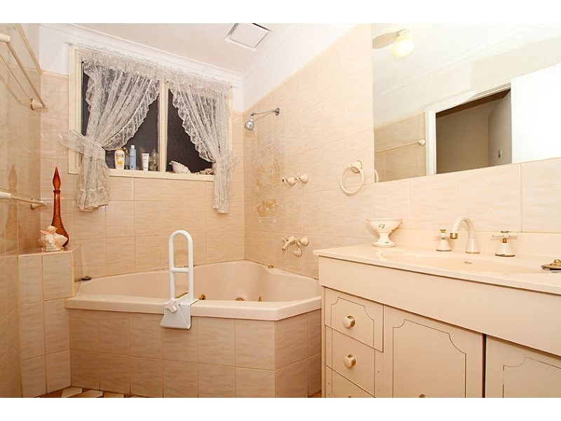 79 Noorong Avenue, Bundoora VIC 3083