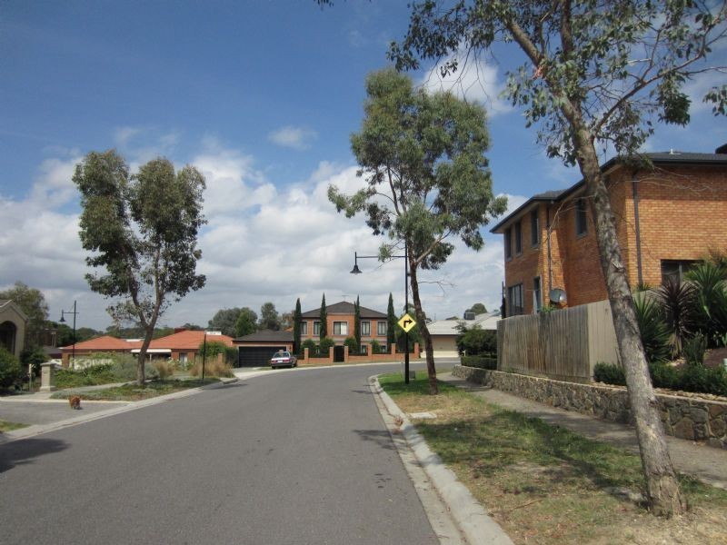 16 Bodkin Avenue, Bundoora VIC 3083