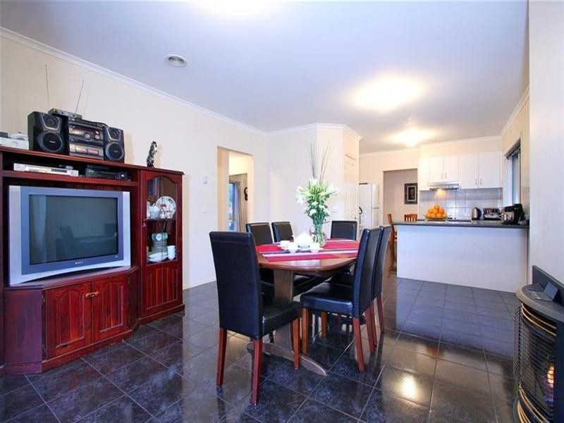 28 Samuel Court, Bundoora VIC 3083