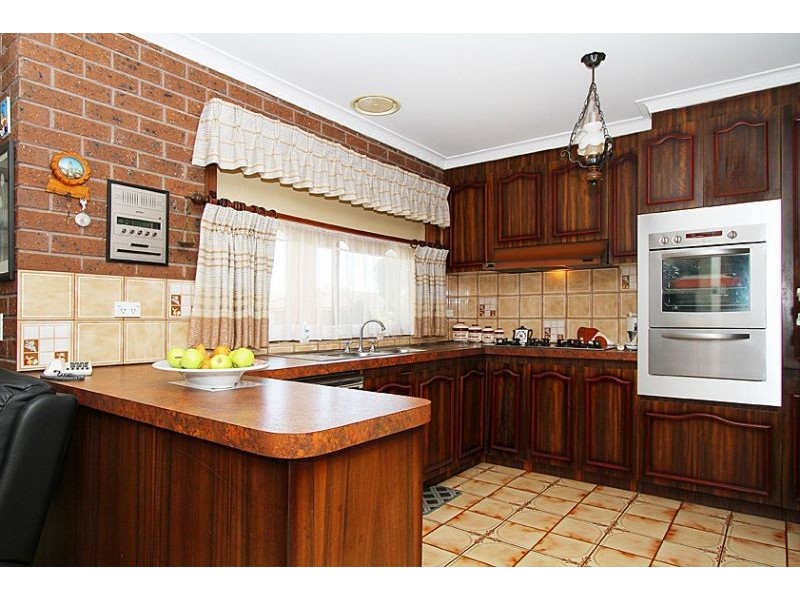 31 Lauder Drive, Bundoora VIC 3083