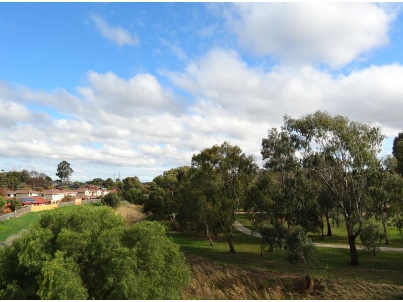 202/3 Collared Close, Bundoora VIC 3083