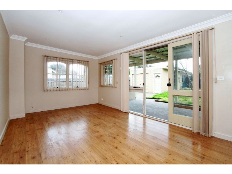 32 Collins Street, Heidelberg Heights VIC 3081