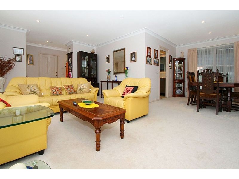 73 Nickson Street, Bundoora VIC 3083