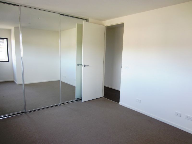 101/1 Collared Close, Bundoora VIC 3083