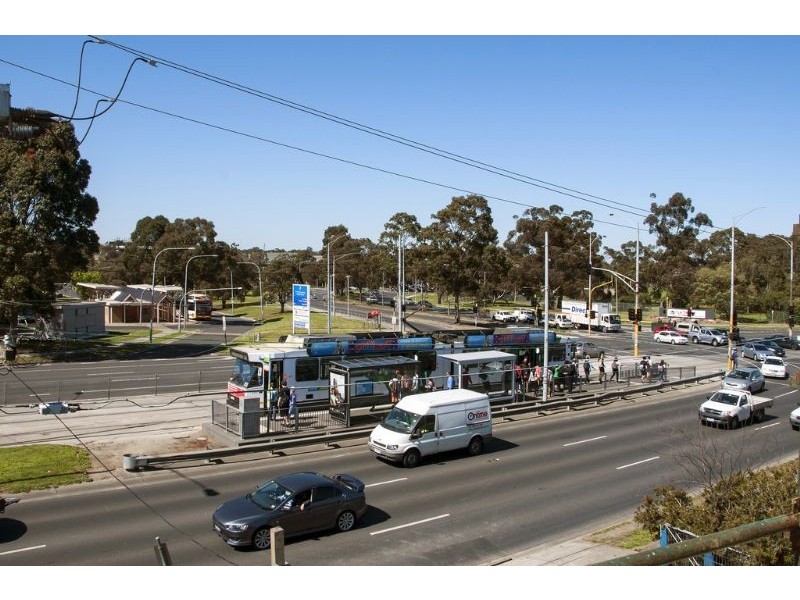 7/1023 Plenty Road, Kingsbury VIC 3083