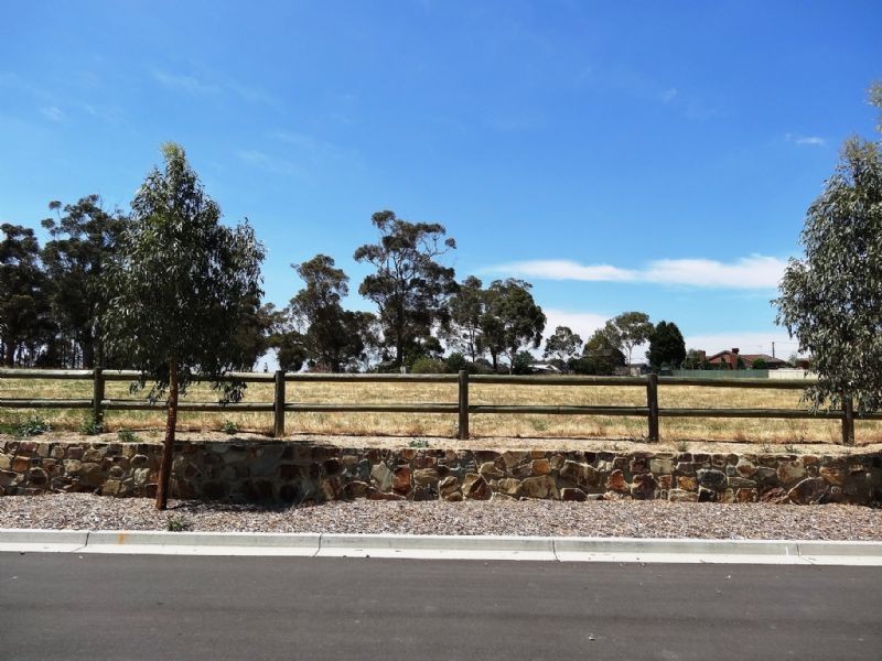 53 Queens Gardens, Bundoora VIC 3083