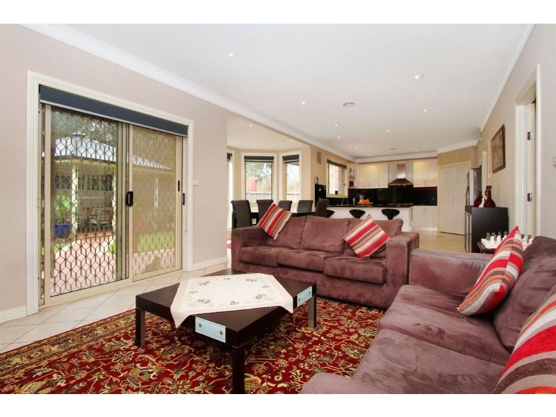 32 Elle Close, Bundoora VIC 3083