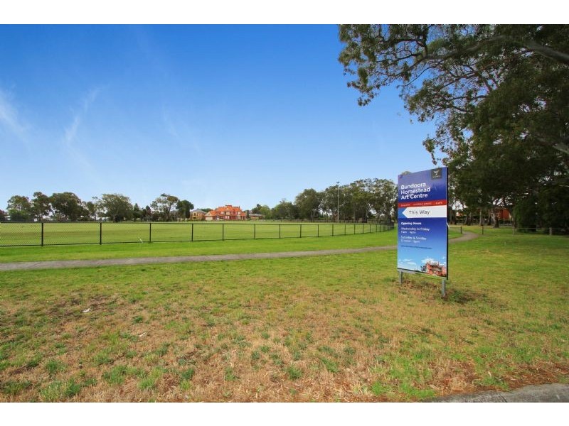 32 Elle Close, Bundoora VIC 3083