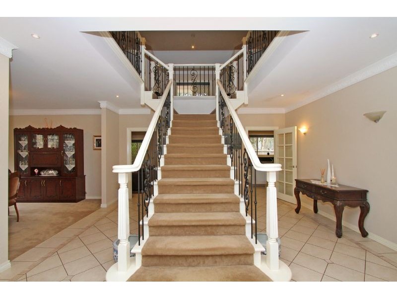 32 Elle Close, Bundoora VIC 3083