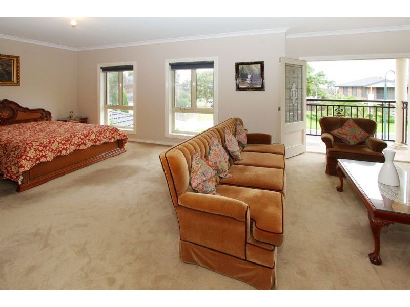 32 Elle Close, Bundoora VIC 3083