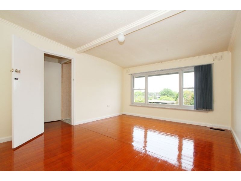 25 Scott Grove, Kingsbury VIC 3083