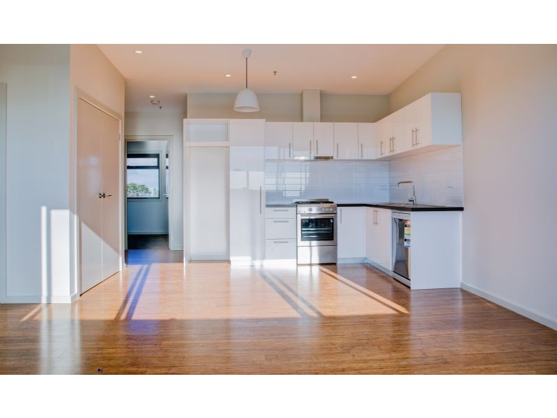 9/1023 Plenty Road, Kingsbury VIC 3083