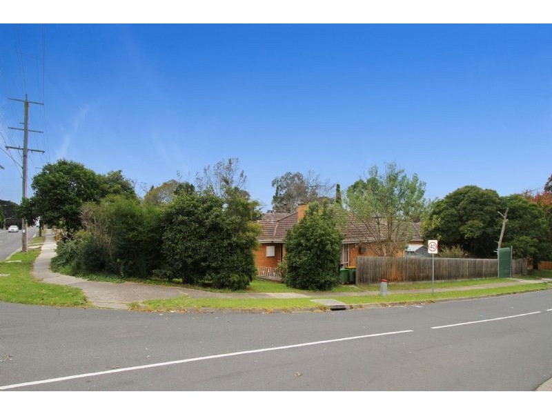330 Grimshaw Street, Watsonia North VIC 3087