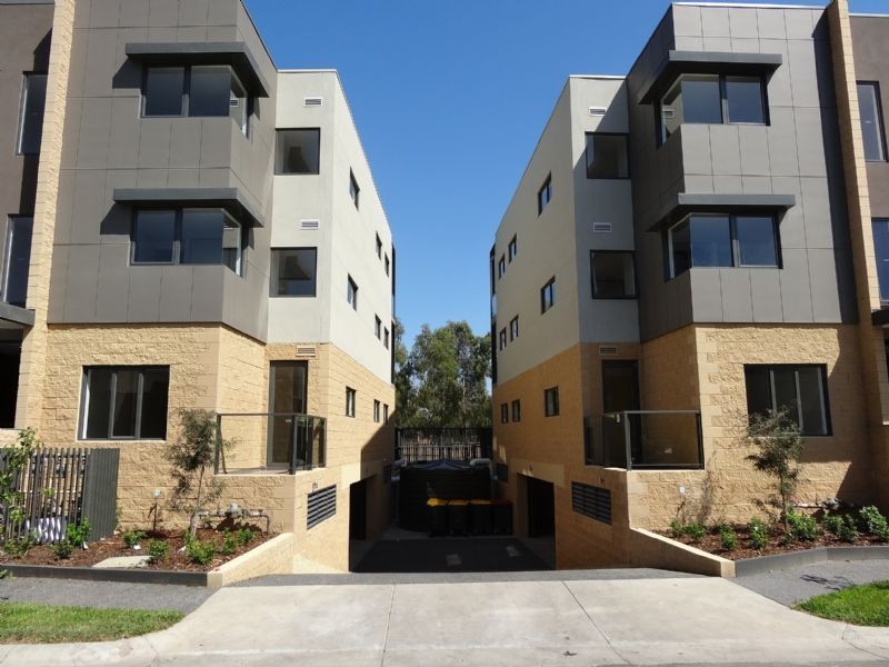 2/9 Collared Close, Bundoora VIC 3083