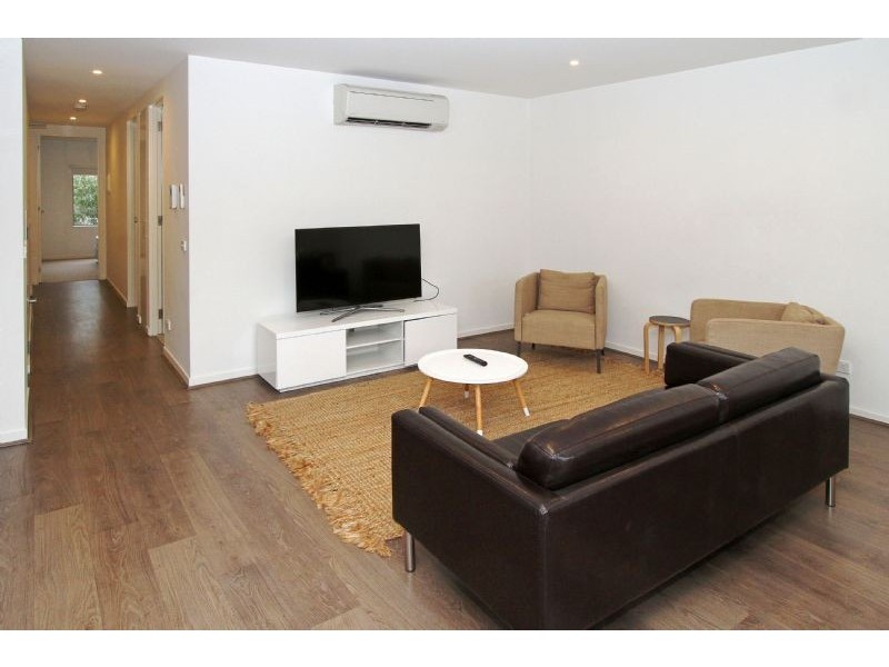 1/5 Collared Close, Bundoora VIC 3083