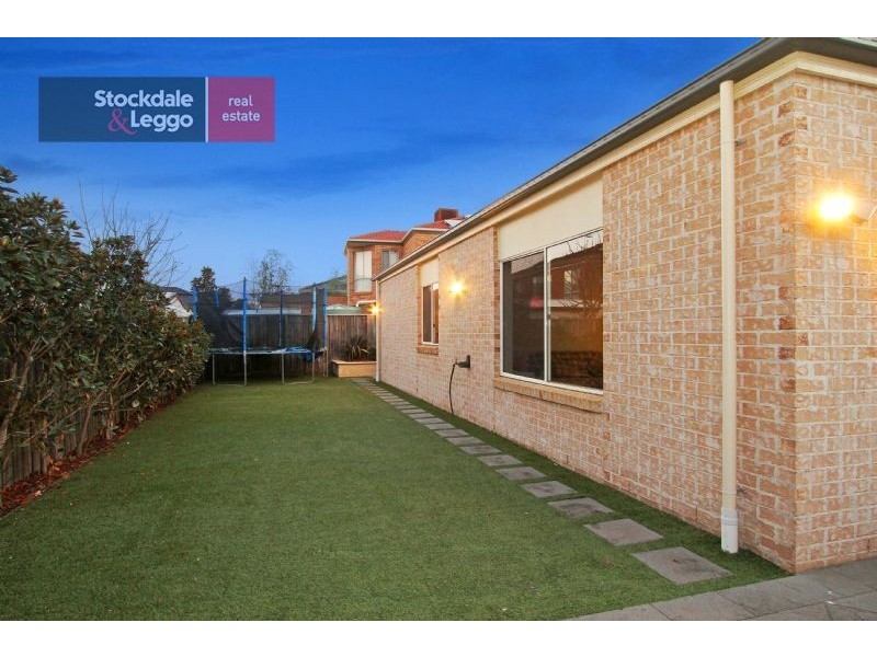 19 Scarlet Drive, Bundoora VIC 3083