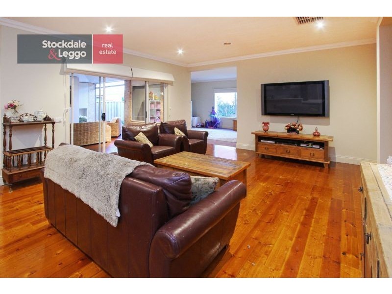 19 Scarlet Drive, Bundoora VIC 3083