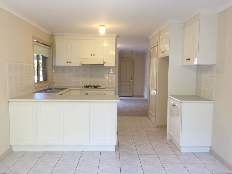 4/11 Neilsen Crescent, Bundoora VIC 3083