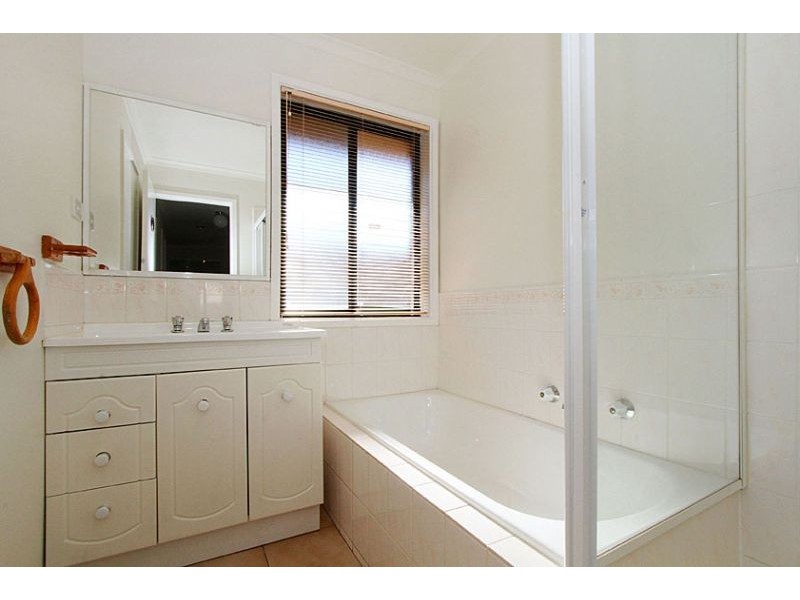 21B McLeans Road, Bundoora VIC 3083