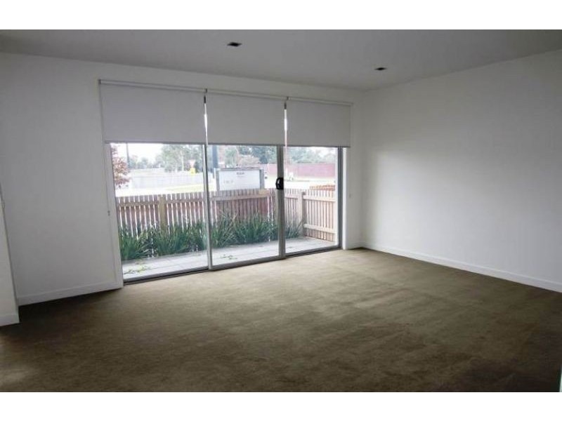 44 Chancellor Avenue, Bundoora VIC 3083