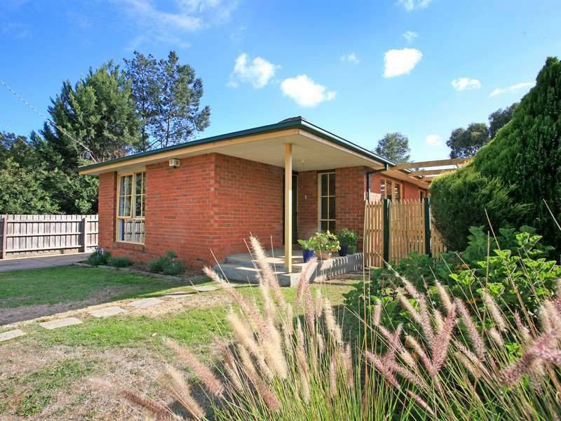 5 Darnley Drive, Skye VIC 3977