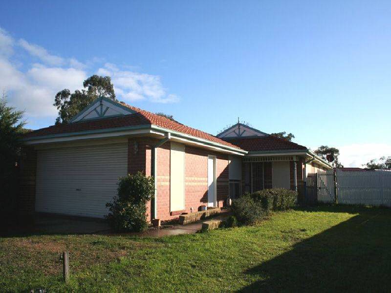 36 Richard Drive, Langwarrin VIC 3910