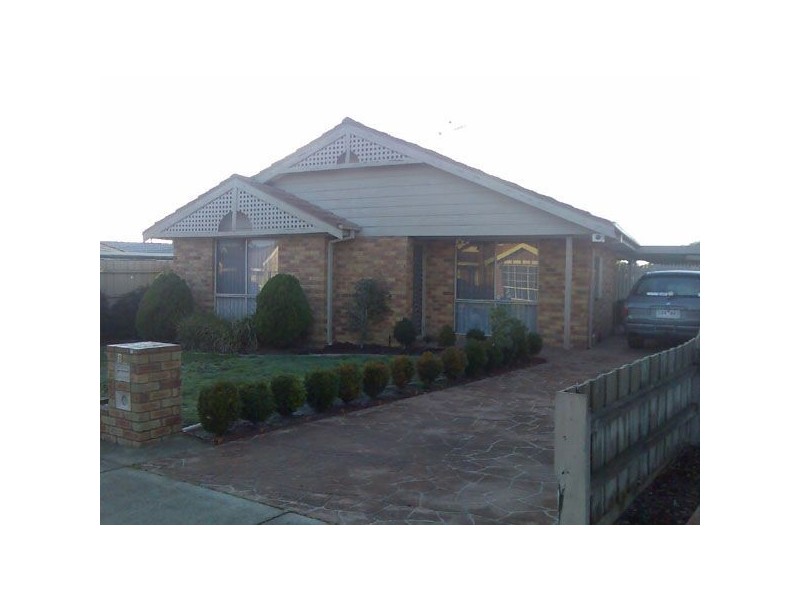 3 Dairy Place, Skye VIC 3977