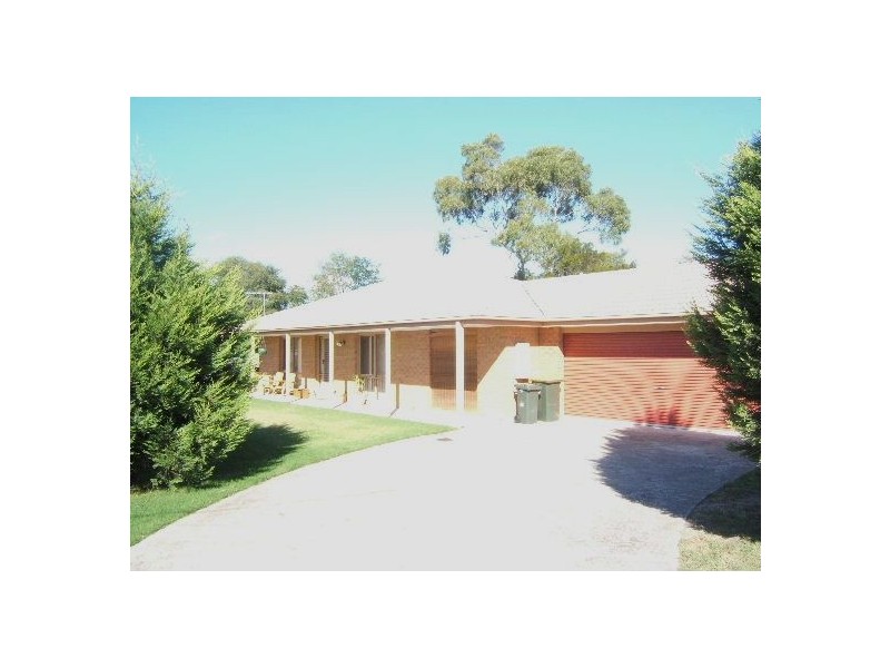 4 Trimble Drive, Langwarrin VIC 3910