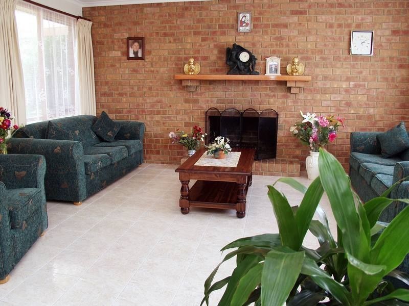 25 Wahgunyah Crescent, Langwarrin VIC 3910