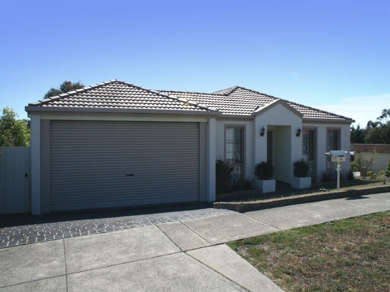 13 Lexton Drive, Langwarrin VIC 3910