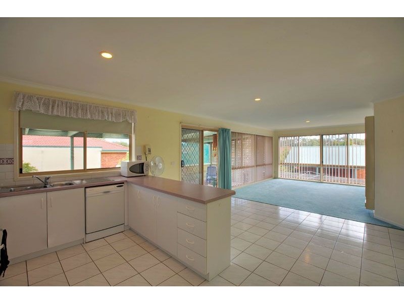 13 Lexton Drive, Langwarrin VIC 3910
