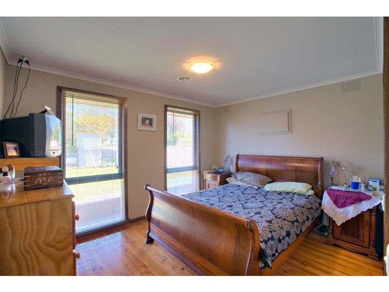 32 Jackson Drive, Langwarrin VIC 3910
