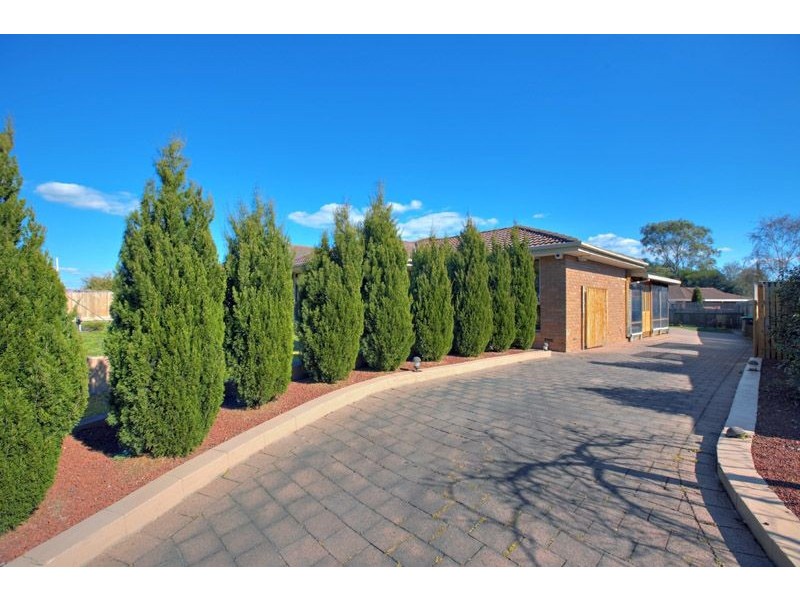 32 Jackson Drive, Langwarrin VIC 3910