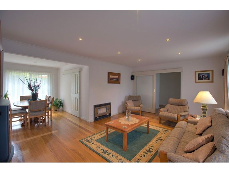 1 Allen Crescent, Langwarrin VIC 3910