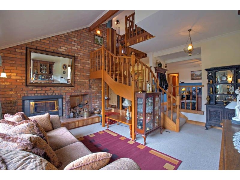 8-10 Ash Grove Sth, Langwarrin VIC 3910