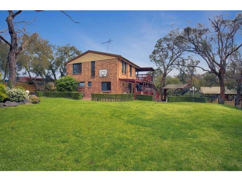 8-10 Ash Grove Sth, Langwarrin VIC 3910