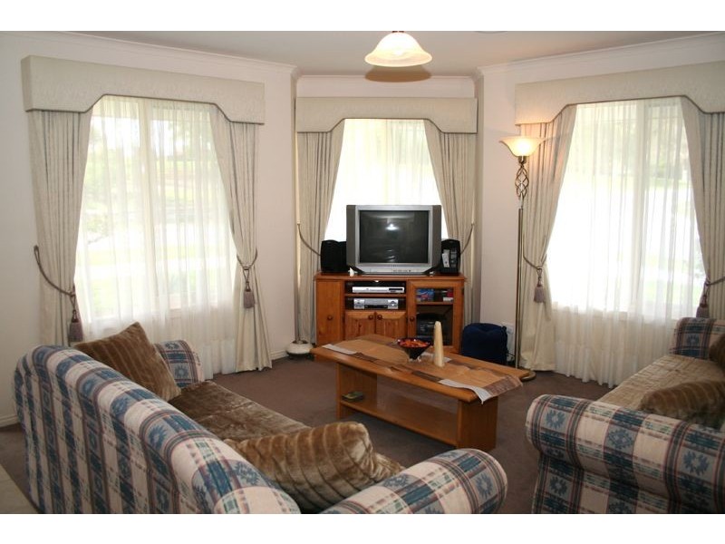 61 Sunny Vale Drive, Langwarrin VIC 3910