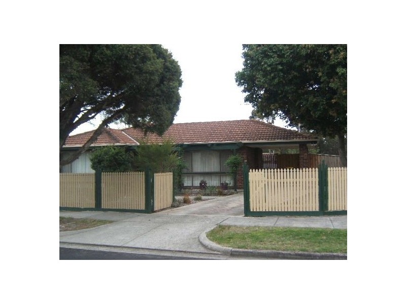 1 Beverley Close, Frankston VIC 3199