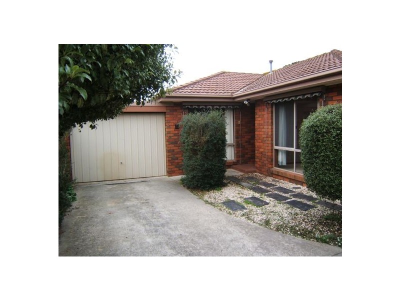 2/6 Bevnol Road, Langwarrin VIC 3910