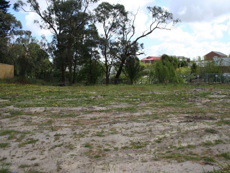 15 Dunmore Close, Langwarrin VIC 3910