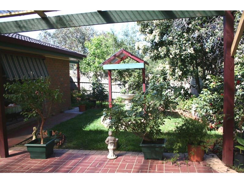 6 Hakea Court, Langwarrin VIC 3910